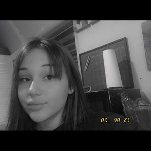 Meet your Posher, Briana